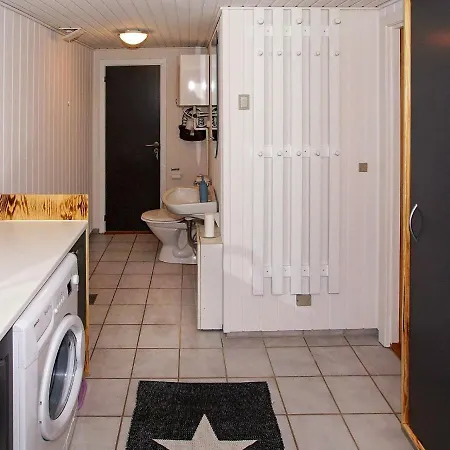 6 Person In Hemmet-by Traum Hemmet
